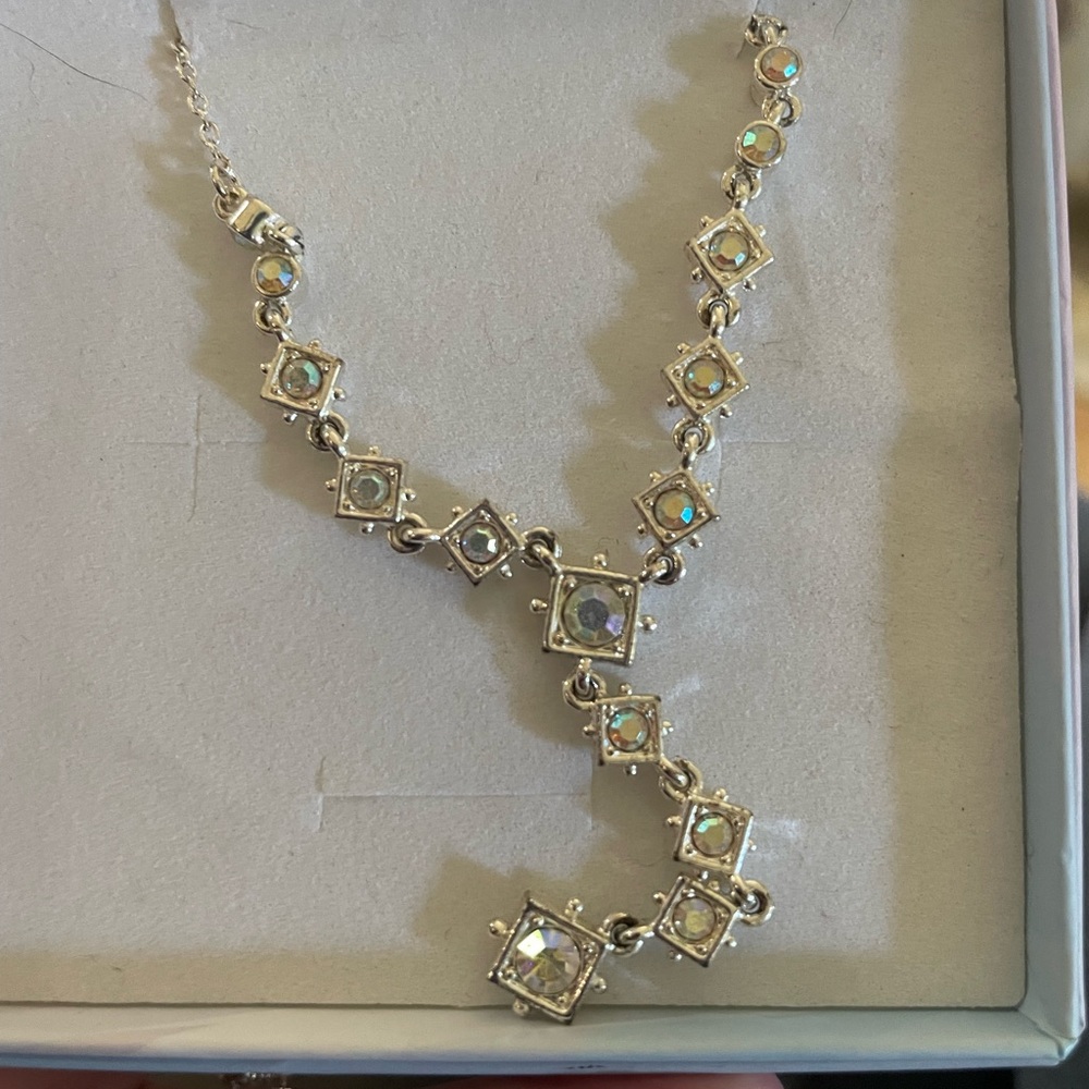 Silver Geometric Lariat Necklace with Clear Stones - Picture 2 of 2